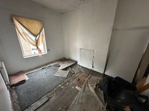 Photo 5- click for photo gallery